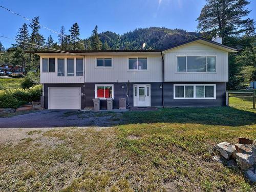 1399 Todd Road, Kamloops, BC - Outdoor With Facade