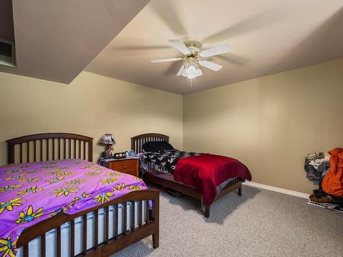 1399 Todd Road, Kamloops, BC - Indoor Photo Showing Bedroom