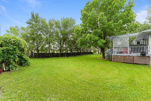 13 Lavergne St, St Pierre-Jolys, MB 