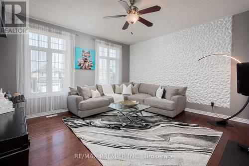 7 Cedargrove Road, Caledon, ON - Indoor Photo Showing Bedroom