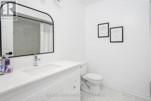 7 Cedargrove Road, Caledon, ON - Indoor Photo Showing Bathroom
