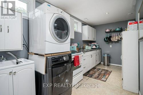 3526 Harmony Road, Belleville, ON - Indoor Photo Showing Laundry Room