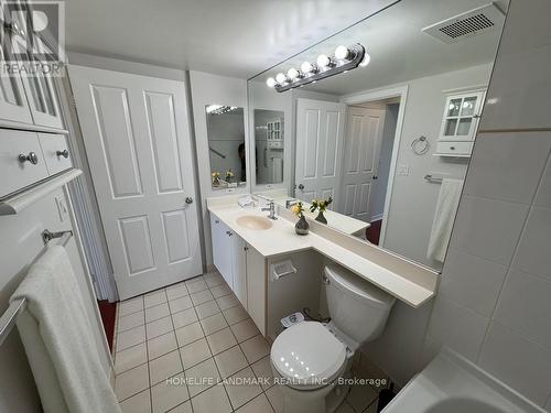 3122 - 68 Corporate Drive, Toronto, ON - Indoor Photo Showing Bathroom