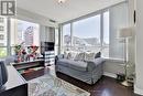 305 - 8 Rean Drive, Toronto, ON  - Indoor Photo Showing Living Room 