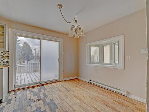 Dining room - 12 Rue Gabriel, Châteauguay, QC - Indoor Photo Showing Other Room