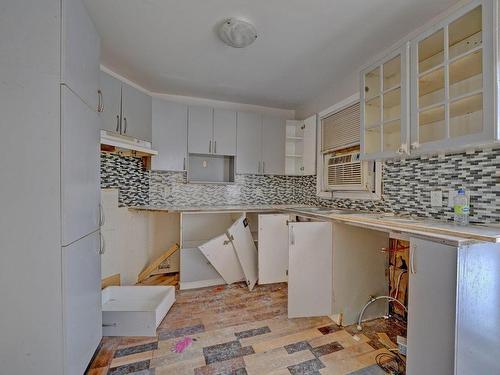 Kitchen - 12 Rue Gabriel, Châteauguay, QC - Indoor Photo Showing Kitchen With Upgraded Kitchen