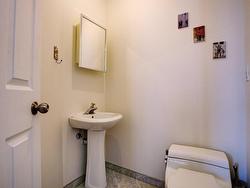 Powder room - 