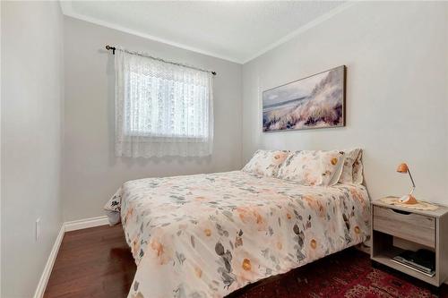 227 Silverbirch Boulevard, Mount Hope, ON - Indoor Photo Showing Bedroom