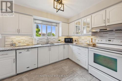 24 - 1350 Glenanna Road, Pickering, ON - Indoor Photo Showing Kitchen