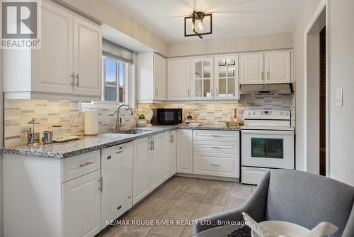 24 - 1350 Glenanna Road, Pickering, ON - Indoor Photo Showing Kitchen