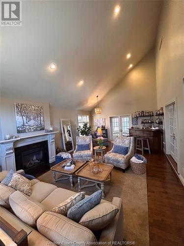 3940 Villa Borghese Drive, Windsor, ON - Indoor Photo Showing Living Room With Fireplace