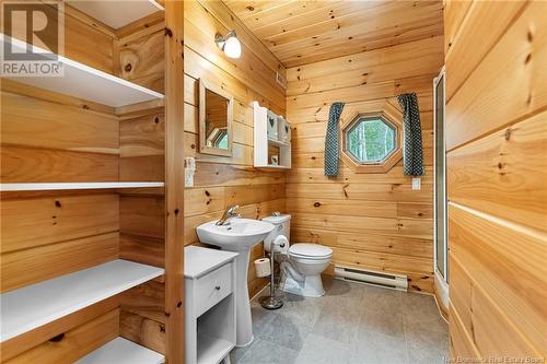 68 Fairwest Shore Road, Shediac River, NB - Indoor Photo Showing Bathroom