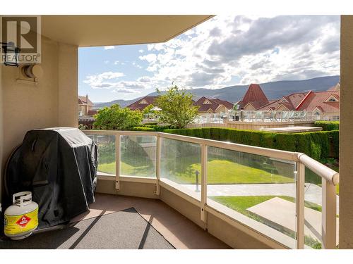1152 Sunset Drive Unit# 405, Kelowna, BC - Outdoor With Balcony With Exterior