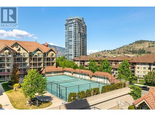 1152 Sunset Drive Unit# 405, Kelowna, BC - Outdoor With Facade
