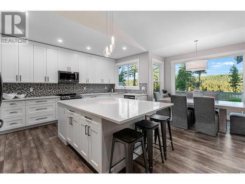 2-640 Hwy 3, Princeton, BC - Indoor Photo Showing Kitchen With Upgraded Kitchen