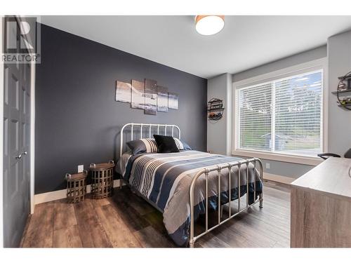 2-640 Hwy 3, Princeton, BC - Indoor Photo Showing Bedroom