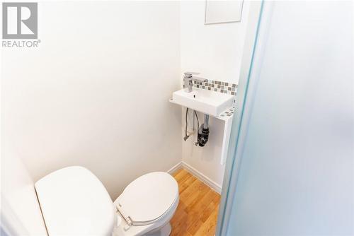 59 Kelsey Avenue, Sudbury, ON - Indoor Photo Showing Bathroom