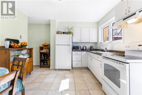 59 Kelsey Avenue, Sudbury, ON - Indoor Photo Showing Kitchen