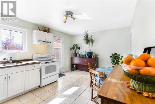 59 Kelsey Avenue, Sudbury, ON - Indoor Photo Showing Kitchen