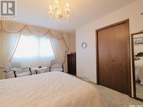 518 1St Street W, Rosetown, SK - Indoor Photo Showing Bedroom