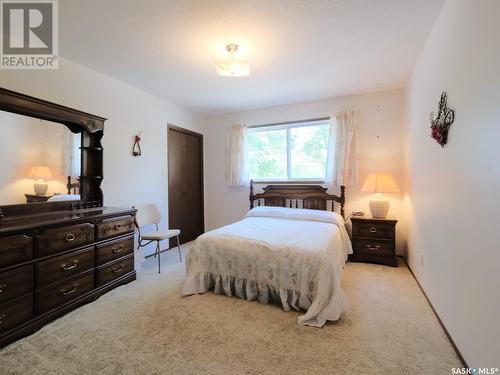 518 1St Street W, Rosetown, SK - Indoor Photo Showing Bedroom