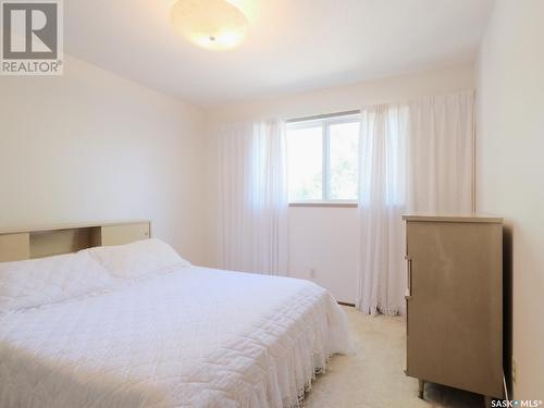 518 1St Street W, Rosetown, SK - Indoor Photo Showing Bedroom