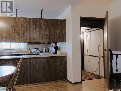 518 1St Street W, Rosetown, SK - Indoor Photo Showing Kitchen