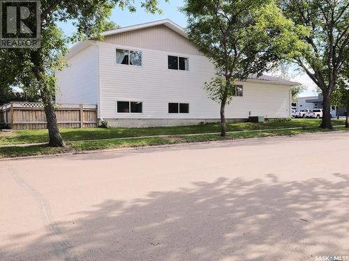 518 1St Street W, Rosetown, SK - Outdoor