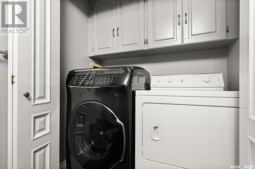 3090 Wascana Glen, Regina, SK - Indoor Photo Showing Laundry Room