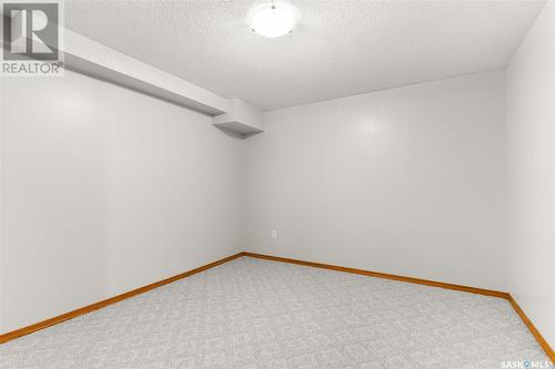 3090 Wascana Glen, Regina, SK - Indoor Photo Showing Other Room