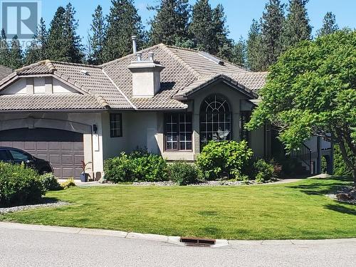 2564 Quail Lane, Kelowna, BC - Indoor Photo Showing Kitchen With Upgraded Kitchen