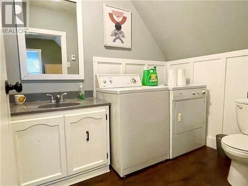 808 Mclaughlin Dr, Moncton, NB - Indoor Photo Showing Laundry Room