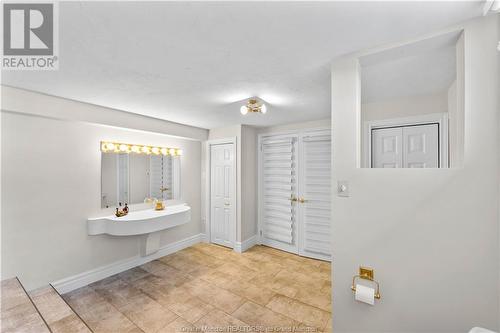 194 Trois-Ruisseaux, Cap Pele, NB - Indoor Photo Showing Bathroom