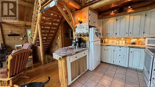 229 Beaulieu Road, Saint-François-De-Madawaska, NB - Indoor Photo Showing Kitchen