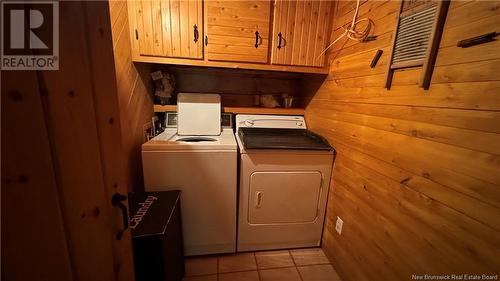 229 Beaulieu Road, Saint-François-De-Madawaska, NB - Indoor Photo Showing Laundry Room