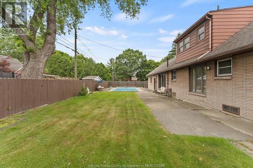 4015 Dougall Avenue, Windsor, ON - Outdoor