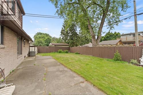 4015 Dougall Avenue, Windsor, ON - Outdoor