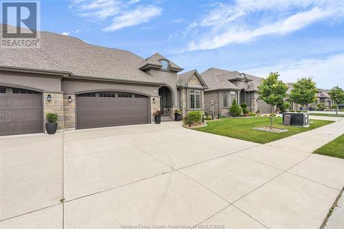 1558 Cypress, Windsor, ON - Outdoor With Facade