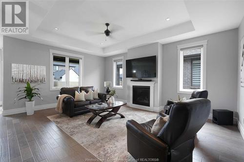 1558 Cypress, Windsor, ON - Indoor Photo Showing Living Room With Fireplace