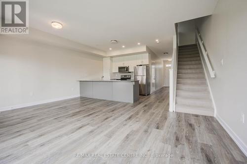 7 - 350 River Road, Cambridge, ON - Indoor Photo Showing Kitchen