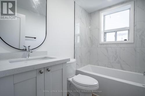 3 - 165 Park Row S, Hamilton, ON - Indoor Photo Showing Bathroom
