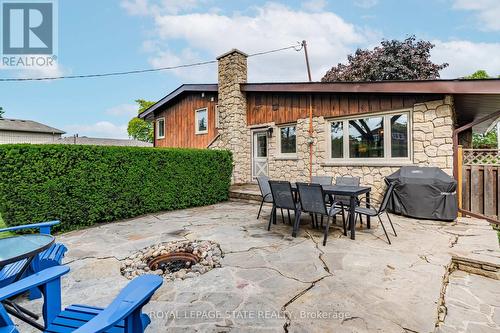 9 Hilts Drive, Hamilton, ON - Outdoor