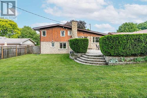 9 Hilts Drive, Hamilton, ON - Outdoor