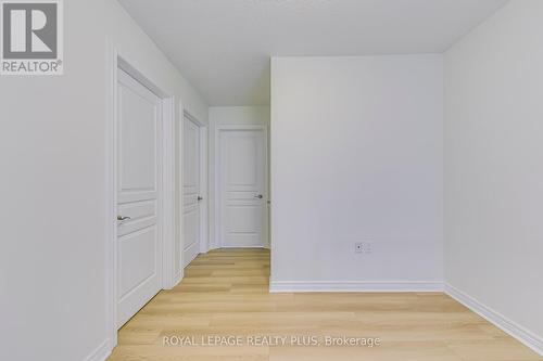 95 Charleswood Crescent, Hamilton, ON - Indoor Photo Showing Other Room