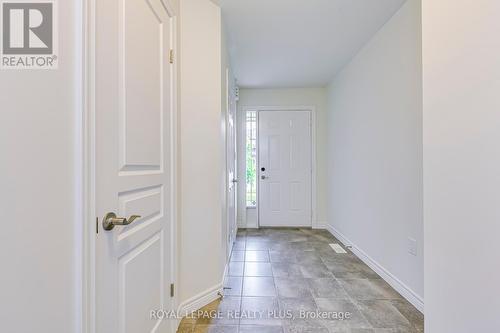 95 Charleswood Crescent, Hamilton, ON - Indoor Photo Showing Other Room