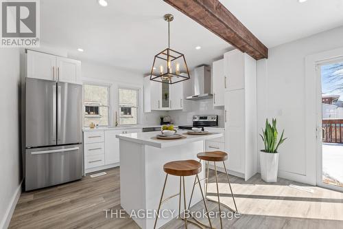 178 Bertie Street, Fort Erie, ON - Indoor Photo Showing Kitchen