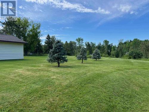 220 Pine St W, Temiskaming Shores, ON - Outdoor