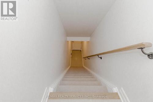 729 - 665 Cricklewood Drive, Mississauga, ON - Indoor Photo Showing Other Room