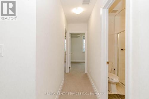 729 - 665 Cricklewood Drive, Mississauga, ON - Indoor Photo Showing Other Room