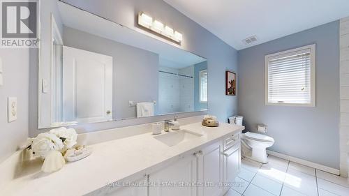3798 Swiftdale Drive, Mississauga, ON - Indoor Photo Showing Bathroom